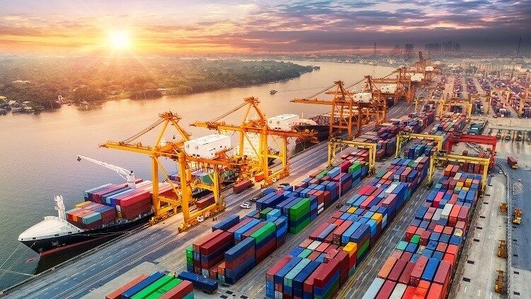 توسعه تجارت با همسایگان یکی از سیاستهای قطعی دولت سیزدهم است
